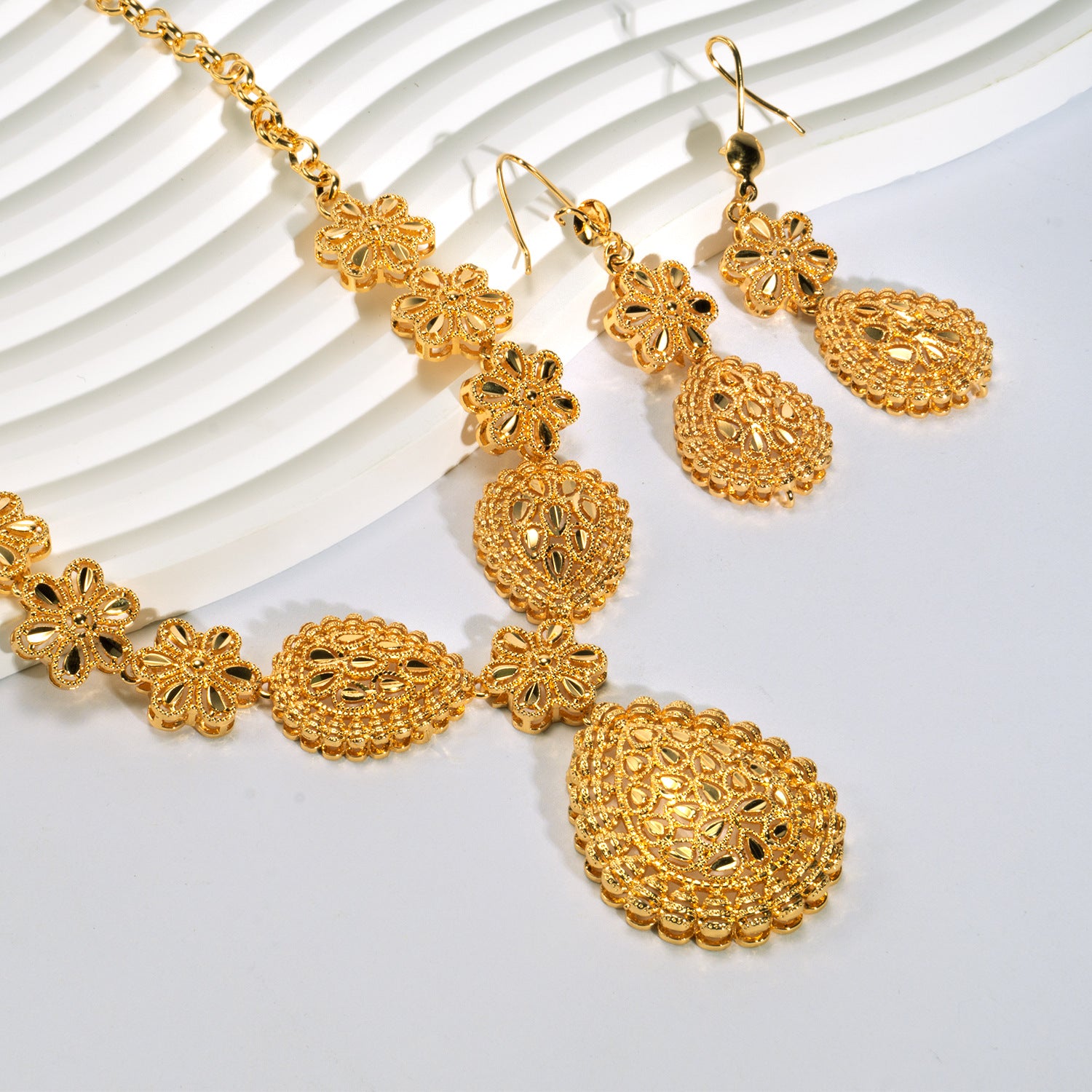 24K Gold Plated Bridal Necklace Earrings Jewelry Set
