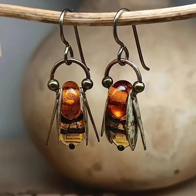 Bee Amber Glass Earrings🐝