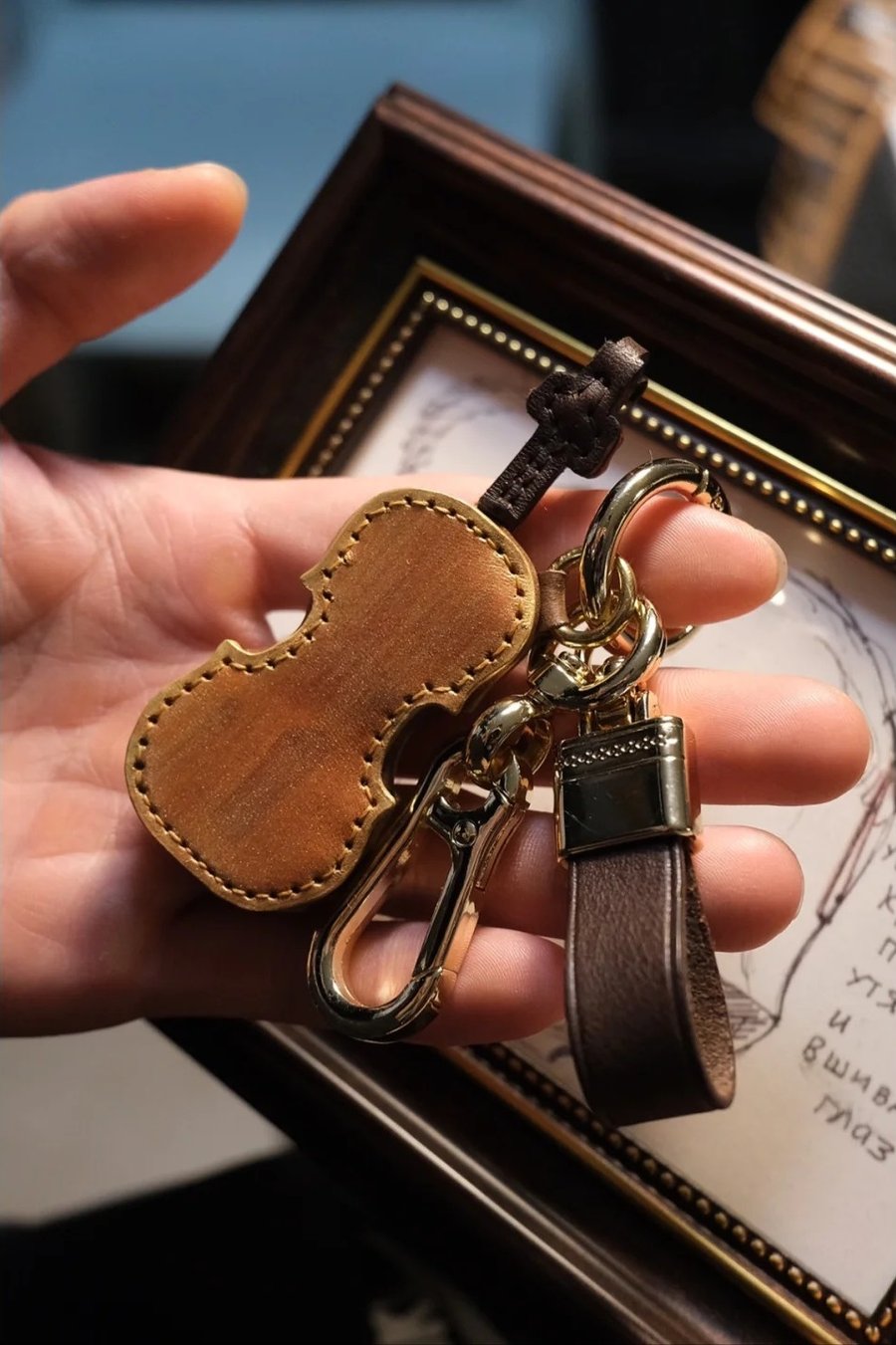 Handmade Leather Violin & Cello Keychain🎻