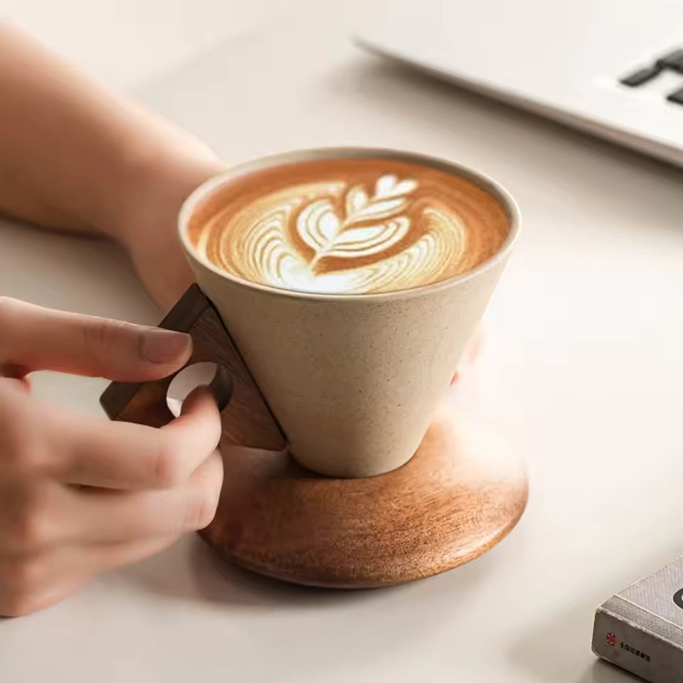 Creative Ceramic Coffee Cup and Saucer