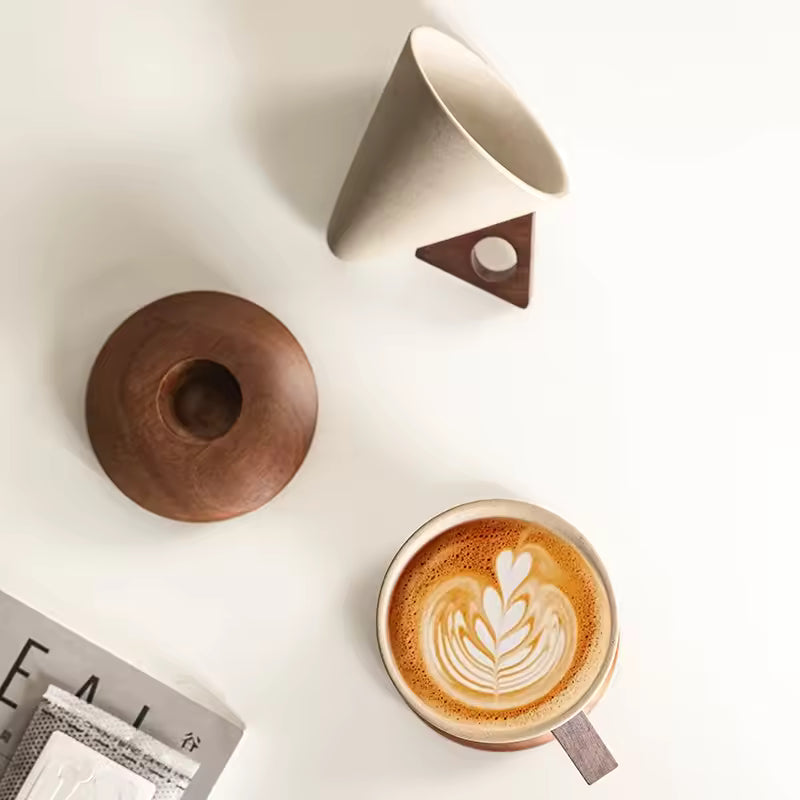 Creative Ceramic Coffee Cup and Saucer