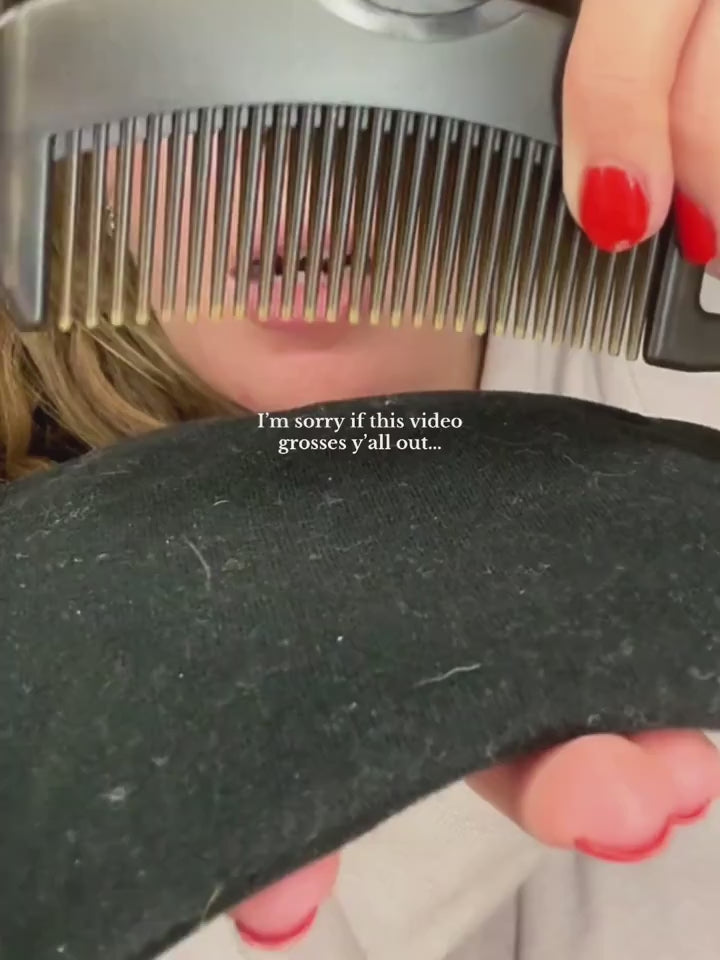 Press to squeeze out dirt - portable scalp cleaning comb, efficient dandruff removal and oil removal, ergonomic massage design, elegant fine tooth shape, gentle hair care massager